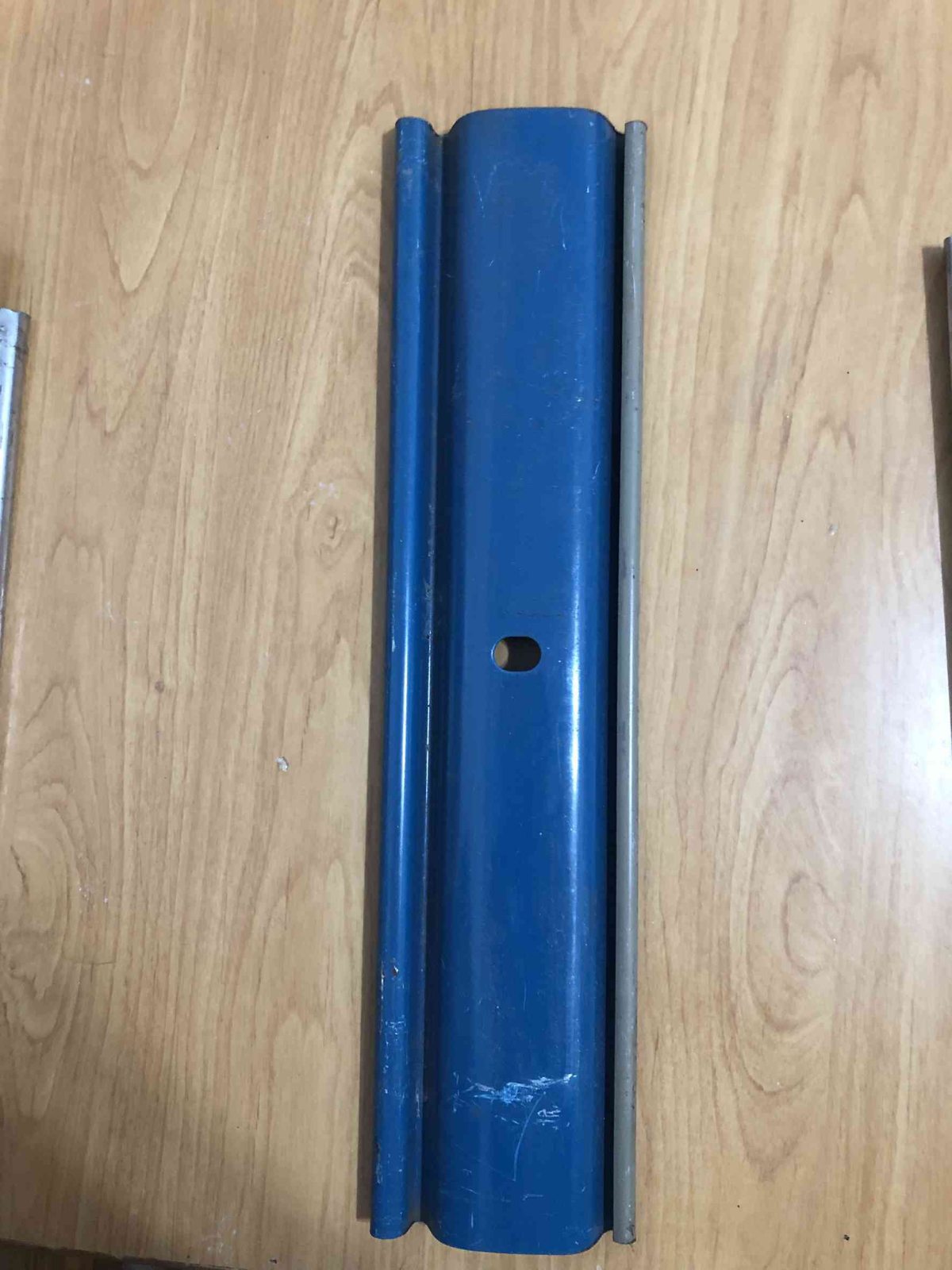 100型烤漆傳統捲門，照片 1