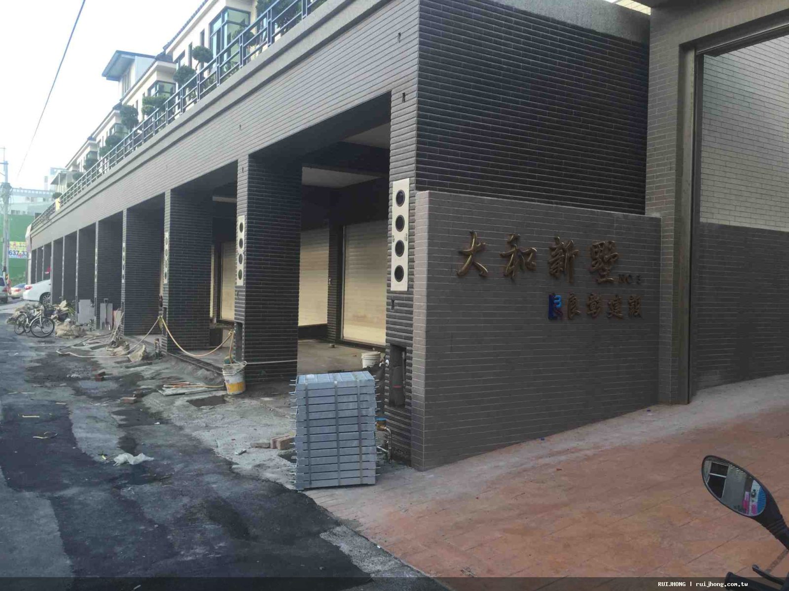 大和新墅鋁合金捲門
